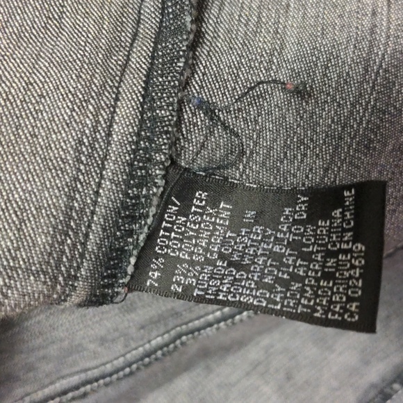 ORLY Women's Jean Denim Jacket White Stitching Chest Pockets One Button Cuffs - Picture 7 of 16